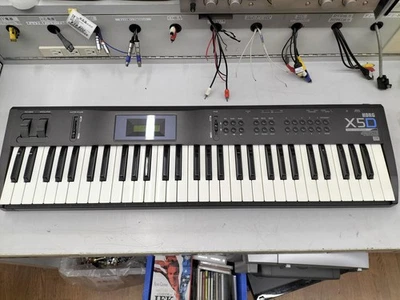 KORG X5D 61-Key AI2 Synthesizer Keyboard 64-Voice 8MB ROM w/ Adapter Tested - Image 1 of 4