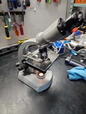 ZEISS 47 09 16-9902 ТРИНОКУЛЯРНЫЙ МИКРОСКОП ОКУЛЯРЫ ОБЪЕКТИВЫ - Изображение 1 из 4