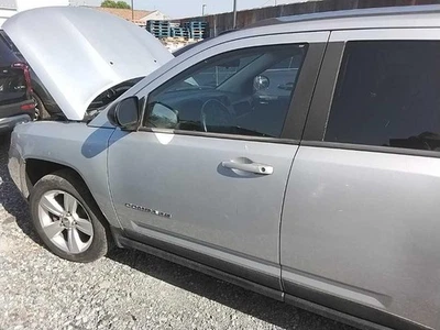 Used Front Left Door Assembly Front fits: 2011 Jeep Compass L. electric window r Foto 1 de 4