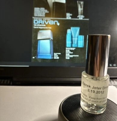 Avon Derek Jeter DRIVEN Spray — .5 fl. oz. Foto 1 de 2