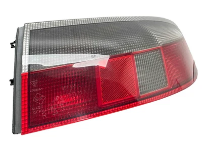 Porsche 911 2001 luz trasera pasajero lado derecho sin turbo OEM 99663149600 Foto 1 de 4