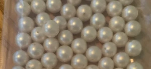 LOT OF TEN GENUINE FULLY DRILLED VINTAGE LOOSE CULTURED PEARLS. - Picture 1 of 1