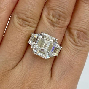 4Ct F-VS1 Emerald Cut Lab Grown Diamond 3 Stone Engagement Ring 14K White Gold - Picture 1 of 6
