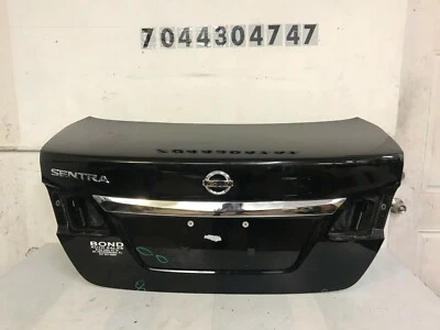 Tapa maletero trasero Nissan Sentra 2013-2017 13-17 Foto 1 de 4