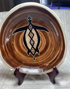 MCM Pottery Wall Piece or Trinket Dish Etched Black Turtle on Brown signed dated - Picture 1 of 5