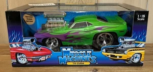 Muscle Machines '70 Cuda Green With Purple Flames 1:18 Scale New In Box  - Picture 1 of 7