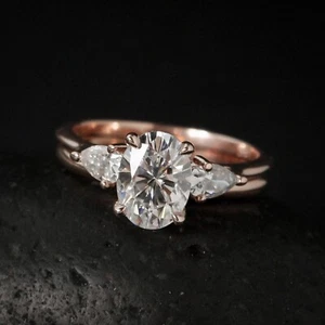 Trilogy Bridal Set Engagement Ring 2.2ct Simulated Diamond Rose Gold Plated - Picture 1 of 9