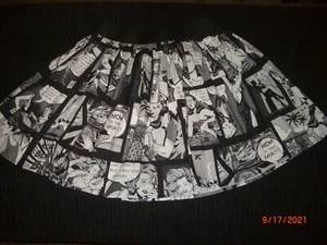 Women's Small Hemet Pinup Black & White Comic Strip Pleated Skirt Rockabilly - Picture 1 of 3