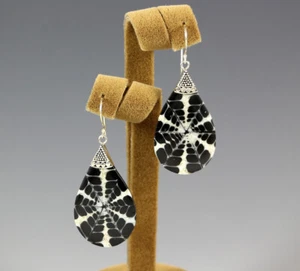 NEW GENUINE BLACK SHELL INLAY 925 STERLING SILVER BALI HANDMADE PIERCED EARRINGS - Picture 1 of 1