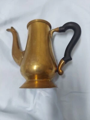 Cafetera egipcia vintage antigua de latón o cobre plateado casi 7" Foto 1 de 4
