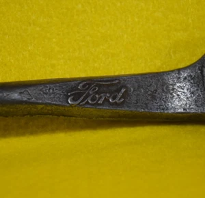 FORD SCRIPT WRENCH VINTAGE MODEL T HAND TOOL T-5893 5/8" SOCKET 15/16" OPEN END - Picture 1 of 17