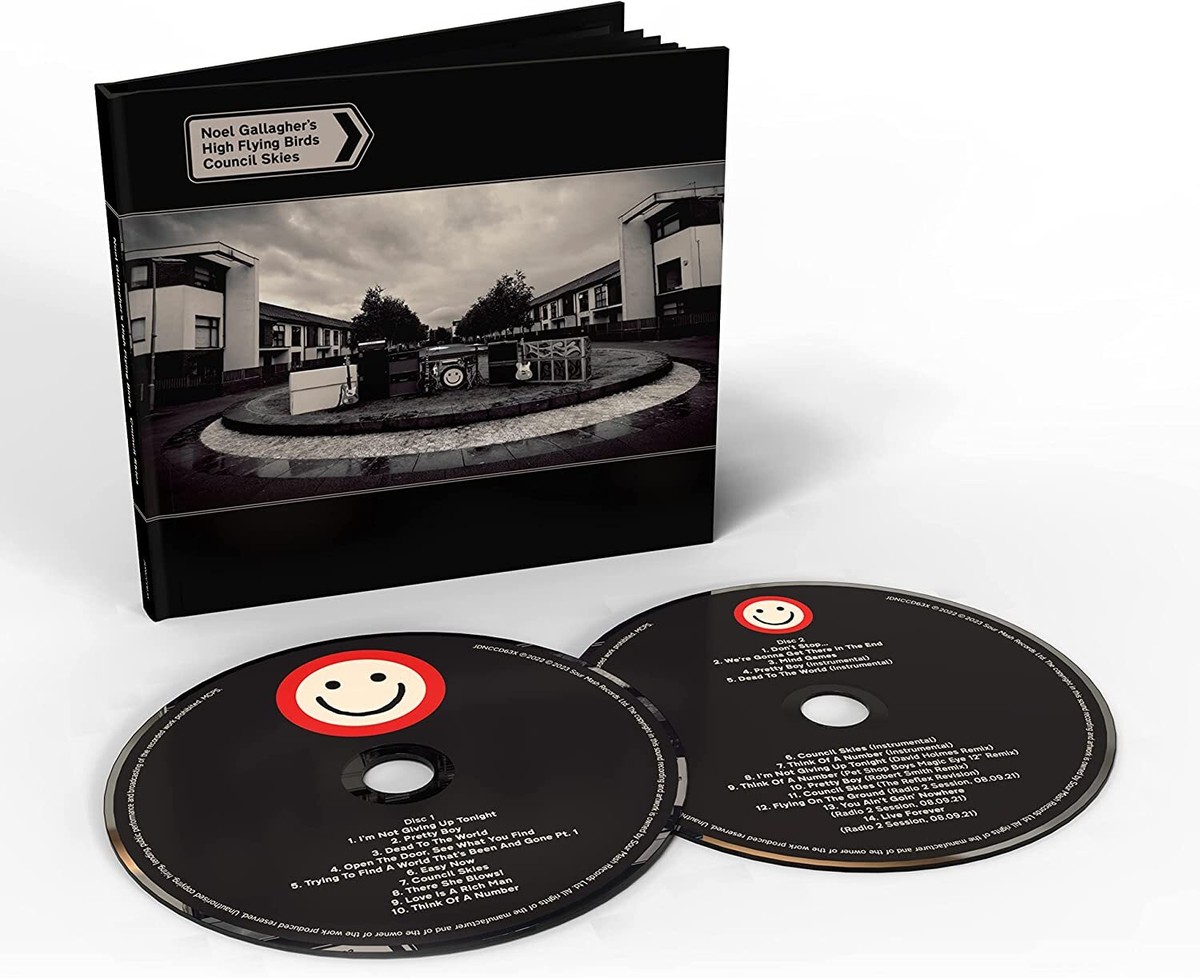 Oasis & Noel Gallagher DVD/CDセット 3セット OASIS & Noel Gallagher Noel Gallagher Out of The Now The