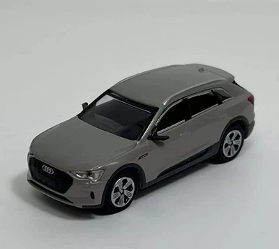 MINICHAMPS - AUDI E-tron 2020 beige metálico - 1/87 - MNC870018221 Foto 1 de 3
