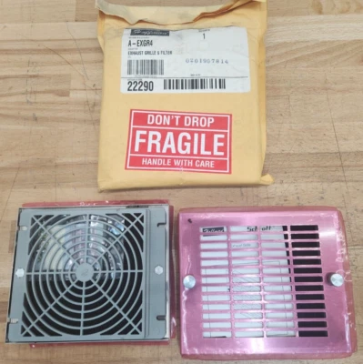 Комплект из 3 Hoffman - P/N: A-EXGR4 - выхлопная решетка и фильтр новый - Изображение 1 из 4