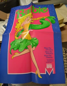 PÓSTER PROMOCIONAL DE BARBIE MARVEL COMICS MINORISTA 16 X 24 PULGADAS - Imagen 1 de 3