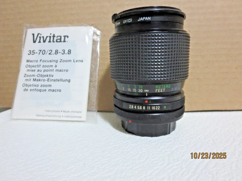 Vivitar Macro Focusing Zoom Lens 35-70mm f2.8 + f3.8 - Image 1 of 4