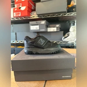 New balance 550 triple black toddler 5c🖤 unisex - Picture 1 of 3