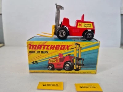MATCHBOX Superfast MB15 Fork Lift Truck w/ Box - Image 1 of 4