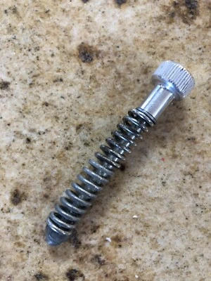 BOB Revolution Cochecito para Correr Rueda Delantera Neumático Horquilla Ajuste Tornillo y Resorte  Foto 1 de 3