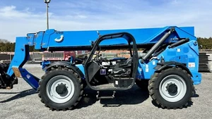 2018 GENIE GTH-1056 Telescopic Forklift, 10,000 LB. Telehandler - Picture 1 of 17