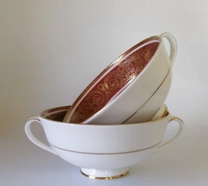 TWO ROYAL DOULTON BUCKINGHAM H4971 COUPE - SOUPS - GOOD CONDITION NO SAUCERS - Picture 1 of 2