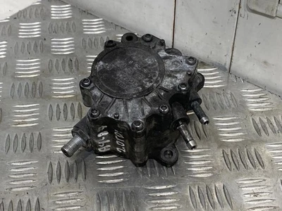 Audi A4 S4 B7 8E 8H 2006 Diesel 103kW Vacuum pump 03G145209 ATZ24517 - Image 1 of 3