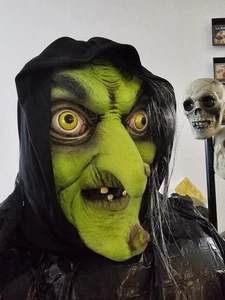 Witch Mask Hood Snow White Queen As Old Woman Giving Apple Halloween Horror New - Picture 1 of 24