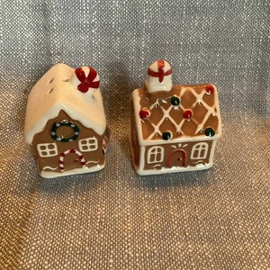 Juego de coctelera de sal y pimienta para casa de pan de jengibre barril galletas vacaciones 2025-11 - Imagen 1 de 13