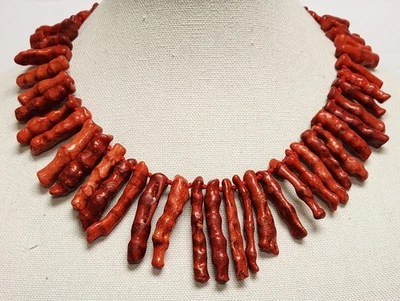 Collar de plata esterlina rama coral esponja roja anudada a mano Aluma Foto 1 de 4