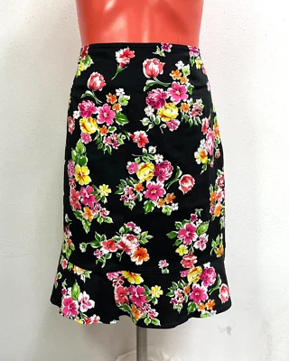 Vintage 90's BRIGGS New York Black floral mini skirt side zip size 8 Like New! - Image 1 of 4
