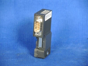 Siemens 6ES7 972-OBA50-0XA0  Profibus Connector - Picture 1 of 4