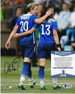 ABBY WAMBACH EQUIPO EE. UU. ESTRELLA DE FÚTBOL BECKETT ACCIÓN AUTENTICADA FIRMADA 8x10 - Imagen 1 de 1