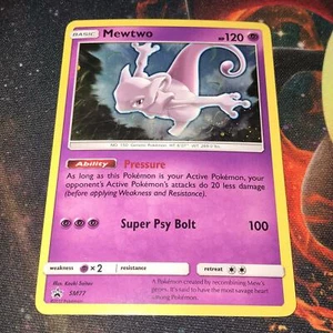 Mewtwo ~ SM77 ~ Holo Swirl ~ Sonne & Mond Promo ~ Moderates Spiel ~ Pokemon Karte - Bild 1 von 5