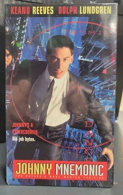 Johnny Mnemonic (Alliance, 1995) VHS Sci-Fi Keanu Reeves Dolph Lundgren - Image 1 of 2