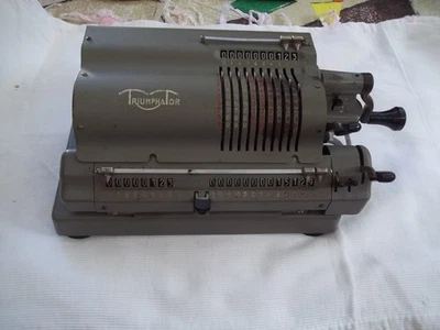 ANCIENNE MACHINE A CALCULER  TRIUMPHATOR - Photo 1/3