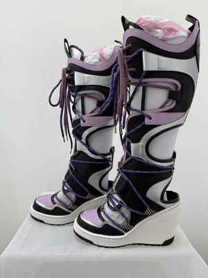 Irregular Choice Touch Down botas recortadas 38 Uk5 Foto 1 de 4