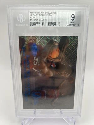 1997-98 Flair Showcase Row 0 #61 Loy Vaught /100 BGS 9 - Image 1 of 2