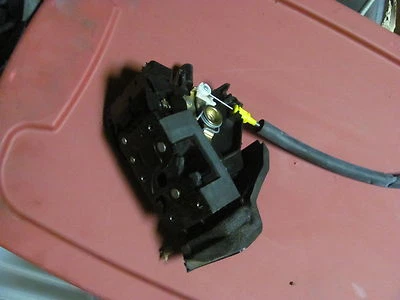 2004 05 06 07 08 2009 年 JAGUAR XJ8 XJR SUPER V8 VANDEN PLAS 右前门锁 — 第 1/2 张图片