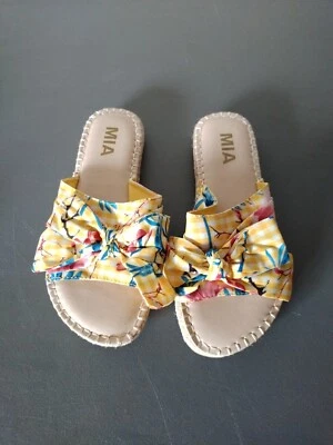 Mujer Nueva Mia Amarilla Floral Abatible/Sandalia Talla 7M, Nueva Sin Etiqueta/Caja Foto 1 de 4