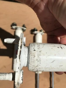 Ford shocks White - Picture 1 of 3