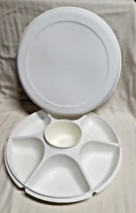 Tupperware Divided Vegetable Fruit Chip and Dip Tray 1665-5 1666-4 Almond - Imagen 1 de 8