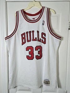 Mitchell & Ness Chicago Bulls Scottie Pippen Home 1997-98 Swingman Jersey Sz 2XL - Picture 1 of 8