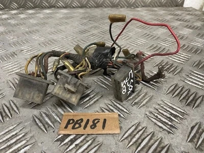 HONDA CB 550 F 76 CB500/400/550K - CAJA DE FUSIBLES REG/REC CAJA DE CONEXIONES CABLEADO TELAR Foto 1 de 4