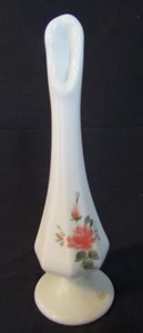 FENTON HANDBEMALTE ROSEN AUF MILCHGLAS 8" KNOSPENVASE SIGNIERT AMY S - Bild 1 von 5
