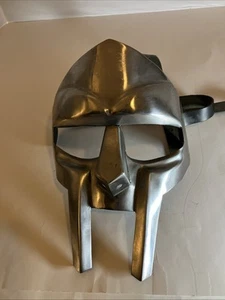 Medieval Steel Gladiator Face Mask - Picture 1 of 6