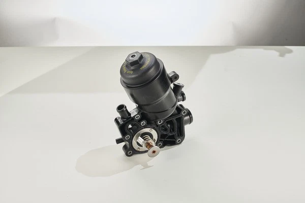 OF 181/14 MAHLE Oil Cooler, engine oil for AUDI,PORSCHE,VW - Image 1 of 1