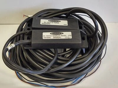 Banner Engineering SI-MAGSMCO W/30 (Interlock - Image 1 of 3