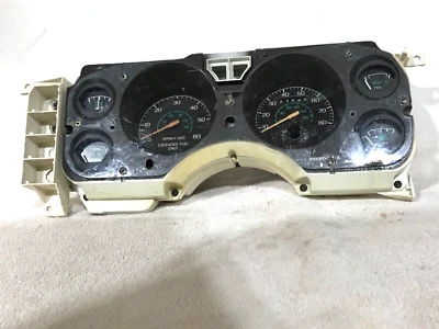 Ford Mustang 1984 1985 1986 85 MPH velocímetro cuadro instrumento -7 k tachV8 5,0 Foto 1 de 4