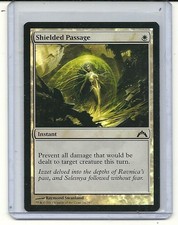 Shielded Passage-Foil-Gatecrash-Magic the Gathering