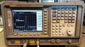 HP Agilent Spectrum Analyzer E4408B - 9 KHz to 26.5 GHz. - Foto 1 di 5
